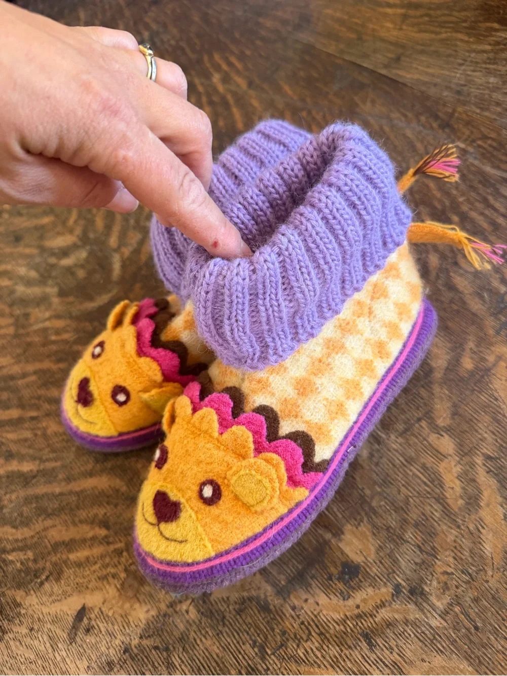 Garnet hill wool Kids Lion Slipper Boots with Purple Cuff